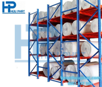KỆ TRUNG TẢI ĐỂ VẢI CUỘN 28