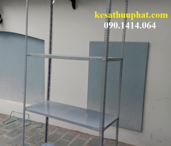 KỆ SẮT V LỖ 49
