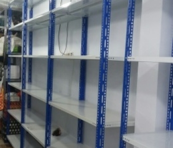 KỆ SẮT V LỖ 7 TẦNG ( XANH + TRẮNG ) 37
