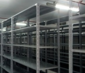 KỆ SẮT V LỖ LIÊN KẾT 38