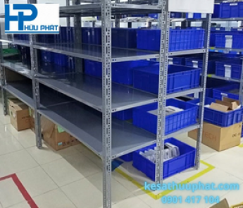 KỆ SẮT V LỖ 01