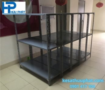 KỆ V LỖ 3 TẦNG - VL18