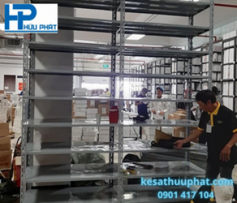 KỆ SẮT V LỖ 27