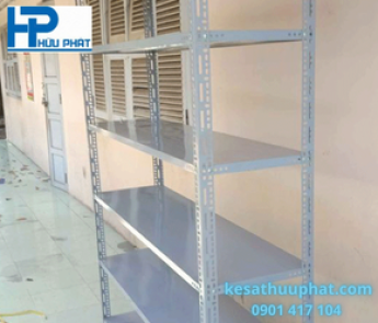 KỆ SẮT V LỖ 05