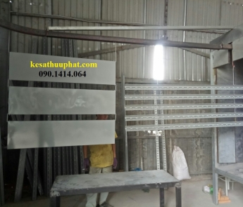 MÂM KỆ TOLE - 03