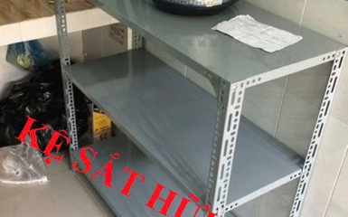                              Báo giá kệ sắt 3 tầng mới nhất                         