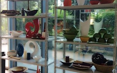                              Địa chỉ thiết kế kệ sắt trang trí theo yêu cầu                        