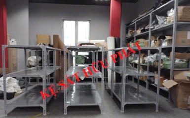                              Kệ sắt sơn tĩnh điện là gì? Ưu điểm & địa chỉ mua uy tín                        