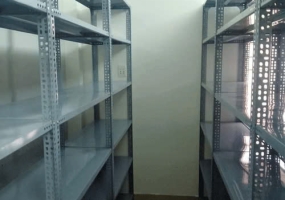 Kích thước kệ sắt V Lỗ phổ biến hiện nay